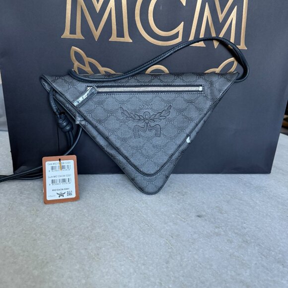 MCM GRAY Canvas and leather Triangle Shoulder Bag - Picture 13 of 14